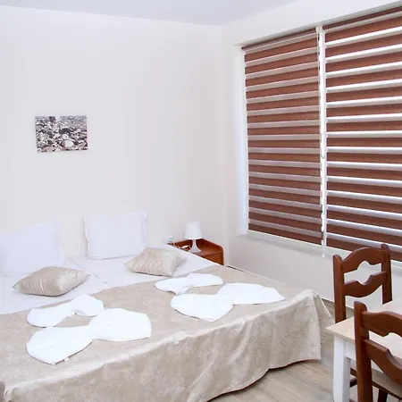 Capuccino Guest - Free Parking And Wi-fi Daire