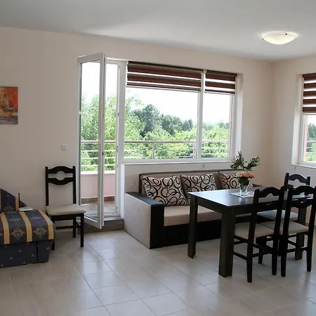 Daire Capuccino Guest - Free Parking And Wi-fi